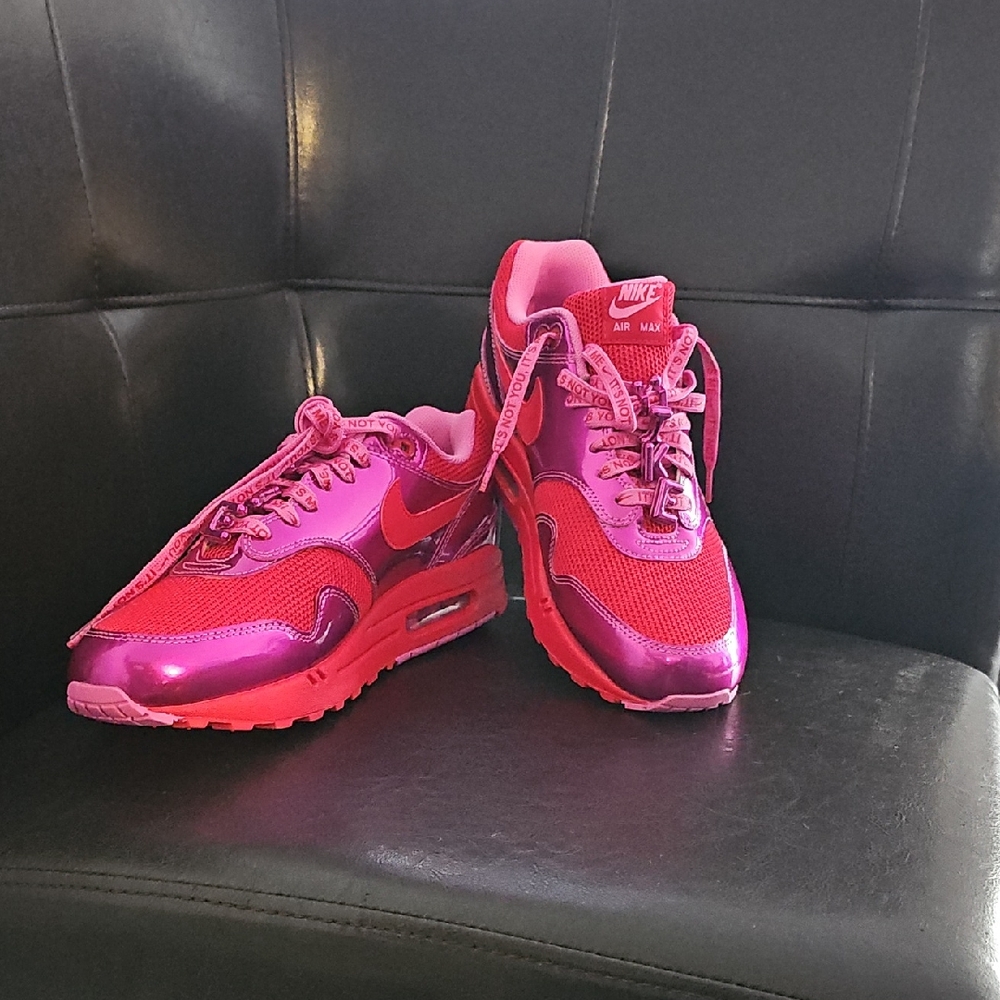 Nike Air Max Premium Valentine's Day Playful/pink